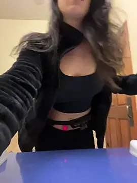 Snapshot of Natur4lBeautyb33 chatting on 10, 12, 2024 Natur4lBeautyb33 online show from 10, 12, 2024