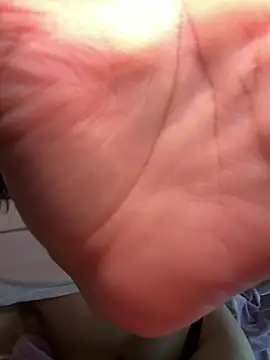 Snapshot of Natur4lBeautyb33 chatting on 2, 10, 2025 Natur4lBeautyb33 online show from 2, 10, 2025