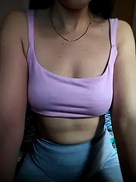 Snapshot of LissaThompsom chatting on 18, 9, 2025 LissaThompsom online show from 18, 9, 2025