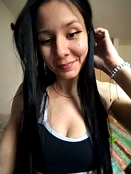 Snapshot of LissaThompsom chatting on 23, 9, 2025 LissaThompsom online show from 23, 9, 2025