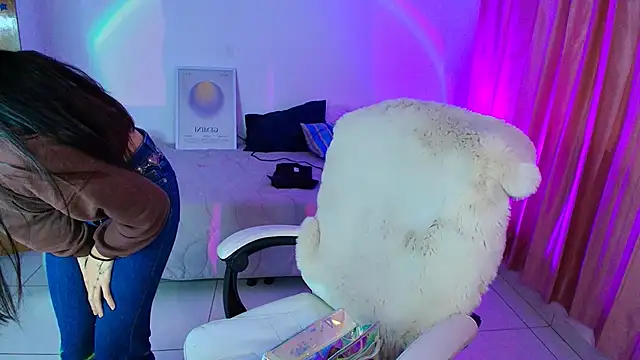 Snapshot of AmyOlimpo chatting on 25, 2, 2026 AmyOlimpo online show from 25, 2, 2026