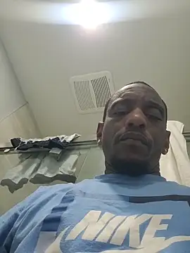 Snapshot of Annonymous607 chatting on 1, 12, 2025 Annonymous607 online show from 1, 12, 2025