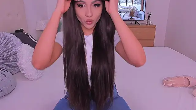 Snapshot of Your_Girl69XXX chatting on 24, 1, 2025 Your Girl69XXX online show from 24, 1, 2025