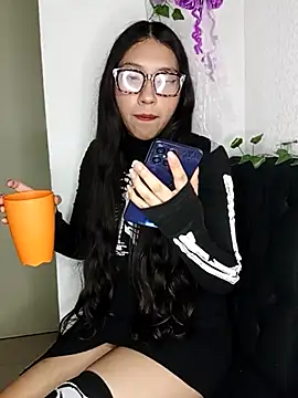 Snapshot of Umaru_uwu chatting on 31, 10, 2025 Umaru uwu online show from 31, 10, 2025