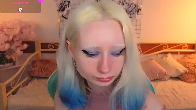 Katia Kim online show from 22, 2, 2026