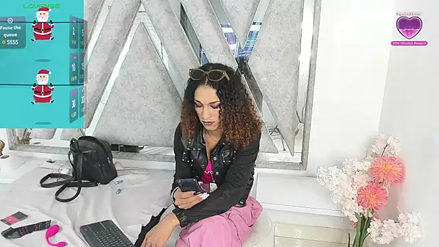 StefanyMiler online show from 19, 12, 2024