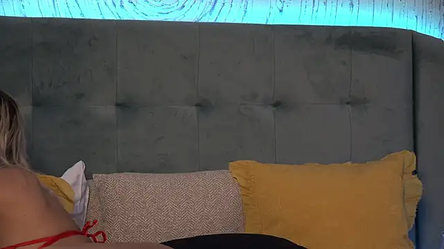 IvyRubens online show from 19, 12, 2024