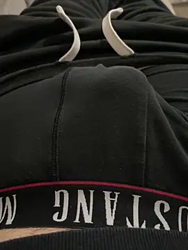 Snapshot of MoochedTape chatting on 1, 11, 2025 MoochedTape online show from 1, 11, 2025