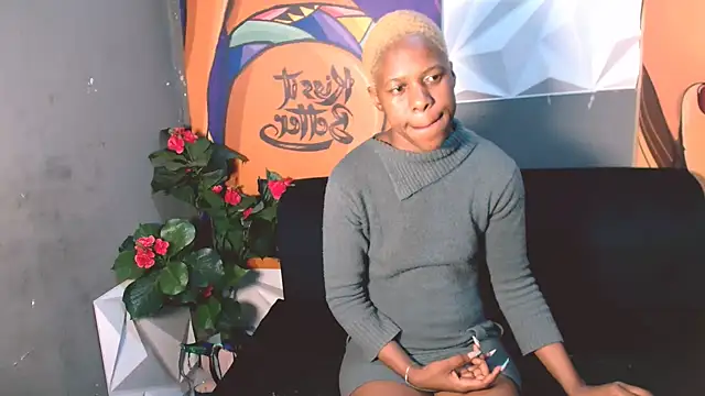 Snapshot of Ebonystormxxx chatting on 28, 10, 2025 Ebonystormxxx online show from 28, 10, 2025