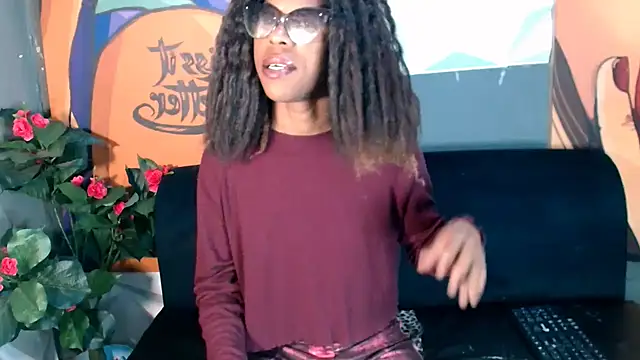 Snapshot of Ebonystormxxx chatting on 15, 11, 2025 Ebonystormxxx online show from 15, 11, 2025