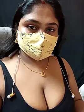 Sophiaboudi online show from 10, 10, 2025