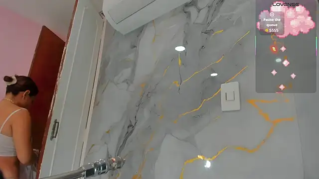 shayra boobs1 online show from 26, 10, 2025