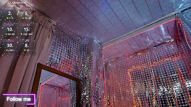 Snapshot of LatexDevil_Blondie chatting on 27, 11, 2025 LatexDevil Blondie online show from 27, 11, 2025