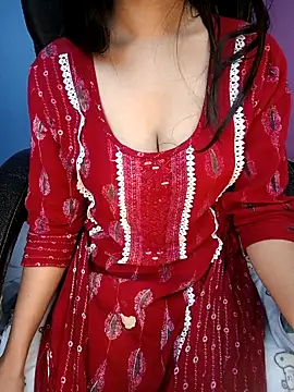 Snapshot of Aditi_1 chatting on 7, 11, 2025 Aditi 1 online show from 7, 11, 2025