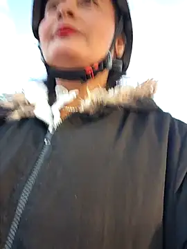 Snapshot of bellapaty chatting on 9, 10, 2025 bellapaty online show from 9, 10, 2025