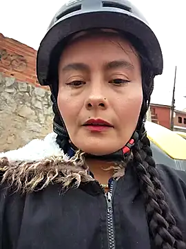 Snapshot of bellapaty chatting on 13, 10, 2025 bellapaty online show from 13, 10, 2025