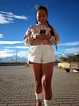 Snapshot of bellapaty chatting on 23, 10, 2025 bellapaty online show from 23, 10, 2025