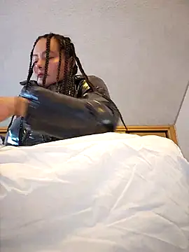 Snapshot of bellapaty chatting on 14, 11, 2025 bellapaty online show from 14, 11, 2025