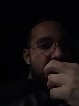 Snapshot of michele1500 chatting on 21, 11, 2025 michele1500 online show from 21, 11, 2025