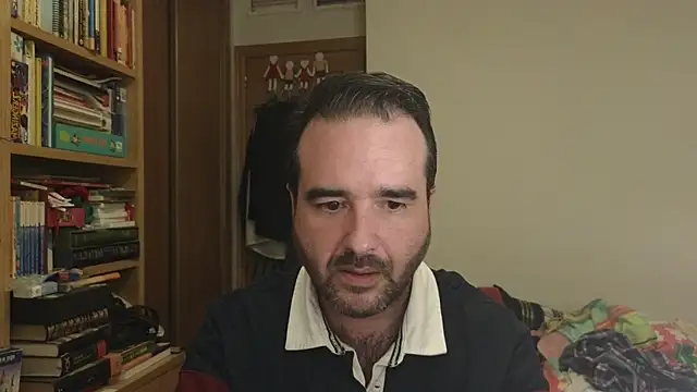 curiosillo83 online show from 16, 11, 2025