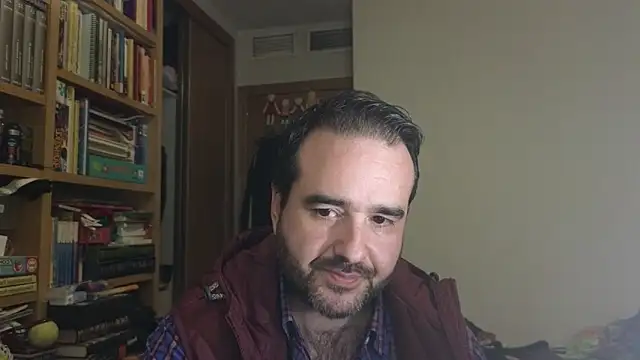 curiosillo83 online show from 2, 12, 2025