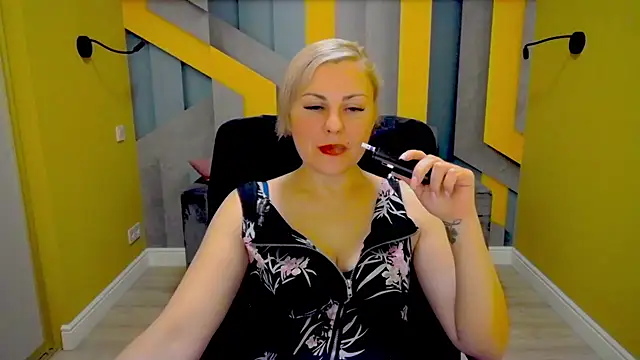 Candy Long online show from 3, 12, 2024