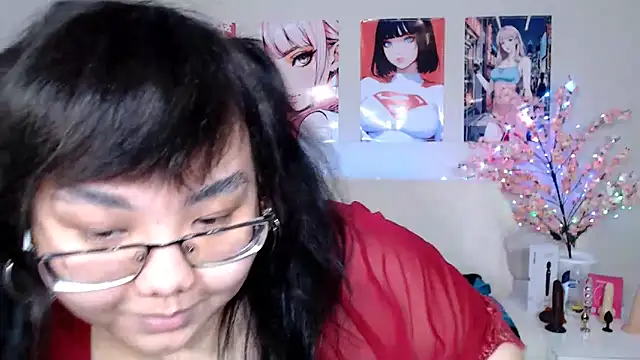 Snapshot of Moertomlly chatting on 6, 3, 2026 Moertomlly online show from 6, 3, 2026