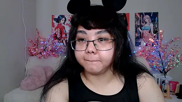 Snapshot of Moertomlly chatting on 12, 3, 2026 Moertomlly online show from 12, 3, 2026