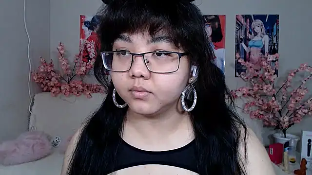 Snapshot of Moertomlly chatting on 28, 3, 2026 Moertomlly online show from 28, 3, 2026