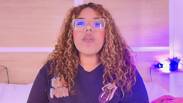  nickypurple  online show from 26, 2, 2026