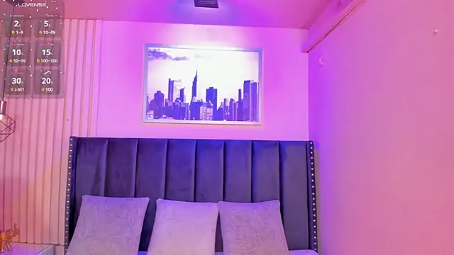 ashlye miller  online show from 16, 1, 2025