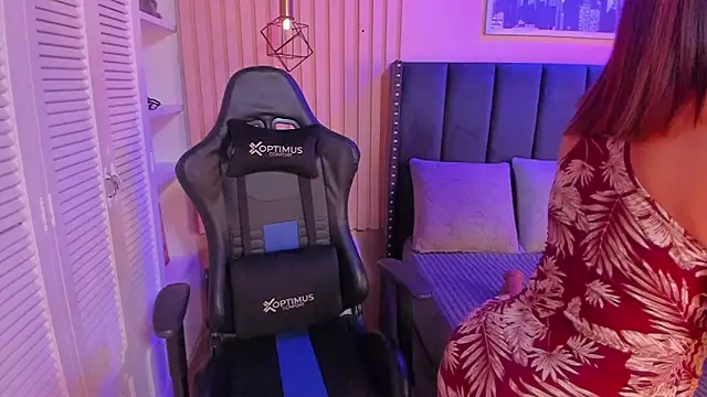 ashlye miller  online show from 13, 2, 2025