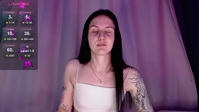 NiaEllis online show from 20, 3, 2025
