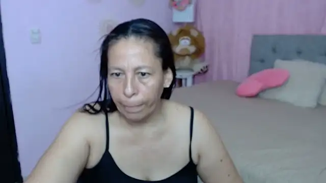 mature martina online show from 7, 10, 2025