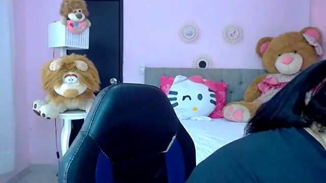 mature martina online show from 17, 12, 2025