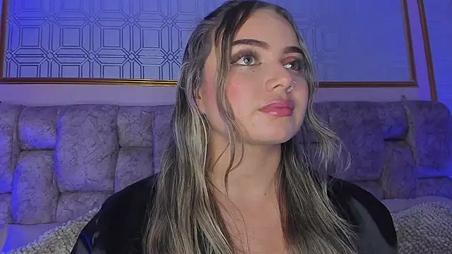 AnnyLopezz  online show from 17, 12, 2024