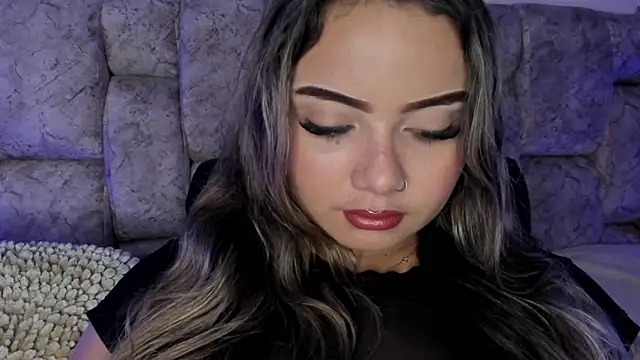 AnnyLopezz  online show from 7, 1, 2025