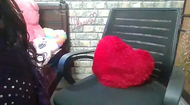 Sexy iknoor online show from 17, 1, 2025