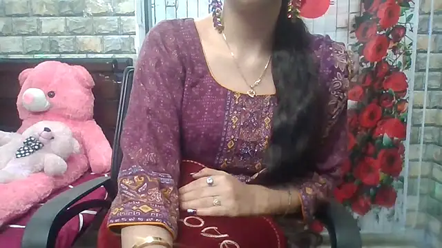 Sexy iknoor online show from 24, 2, 2026