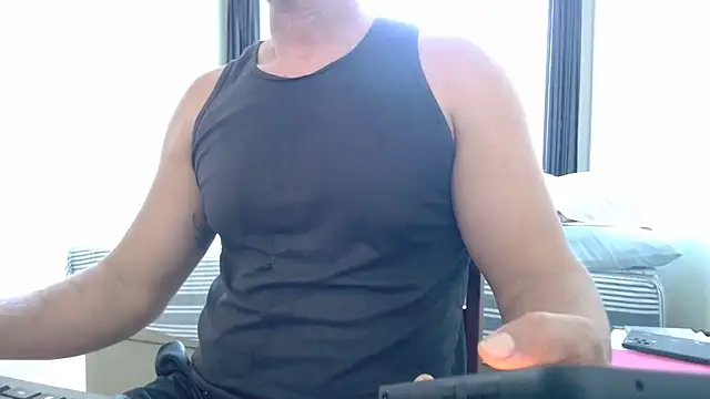 Snapshot of danilostorm7 chatting on 11, 10, 2025 danilostorm7 online show from 11, 10, 2025