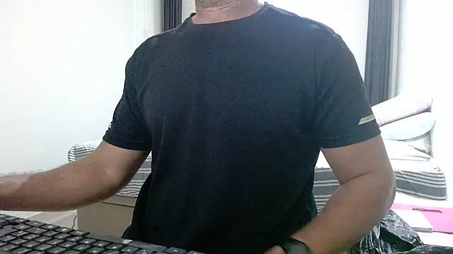 Snapshot of danilostorm7 chatting on 21, 10, 2025 danilostorm7 online show from 21, 10, 2025