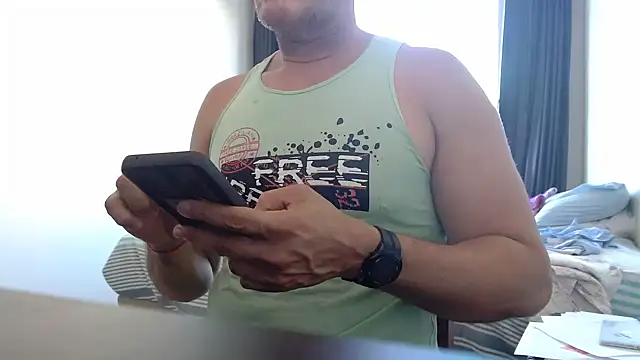 Snapshot of danilostorm7 chatting on 9, 11, 2025 danilostorm7 online show from 9, 11, 2025