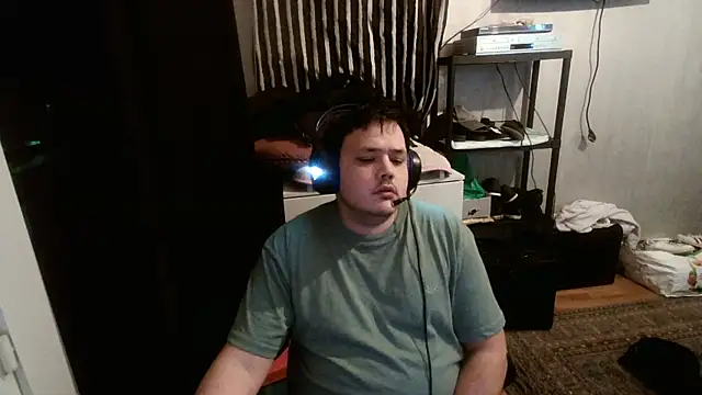 Snapshot of Bebemickey75 chatting on 3, 2, 2025 Bebemickey75 online show from 3, 2, 2025