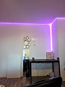 Ladykimberly XOXO online show from 24, 10, 2025