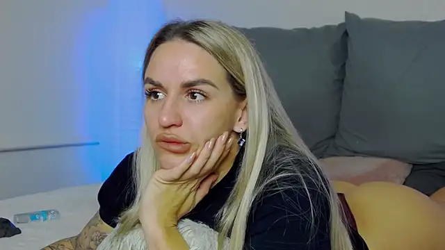 SofiJames online show from 8, 11, 2025