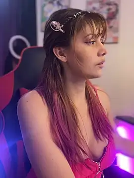 Pretty-10Woman online show from 2, 2, 2025