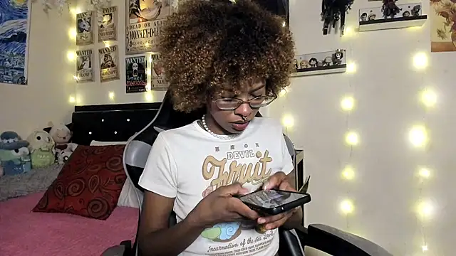 Cristal Jonasxh online show from 4, 10, 2025