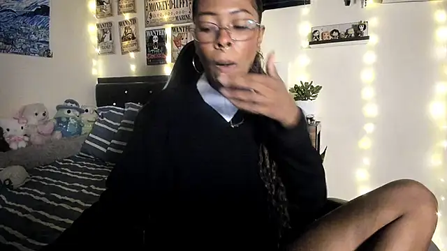 Cristal Jonasxh online show from 9, 10, 2025