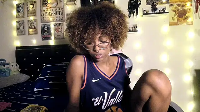 Cristal Jonasxh online show from 25, 10, 2025