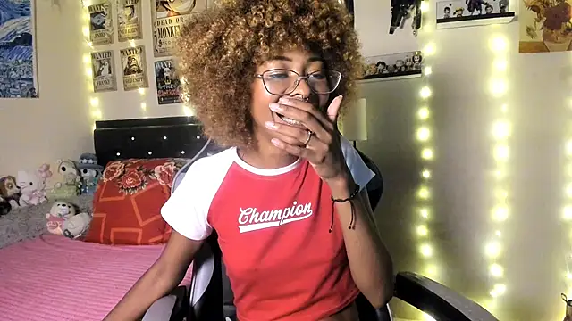 Cristal Jonasxh online show from 20, 11, 2025